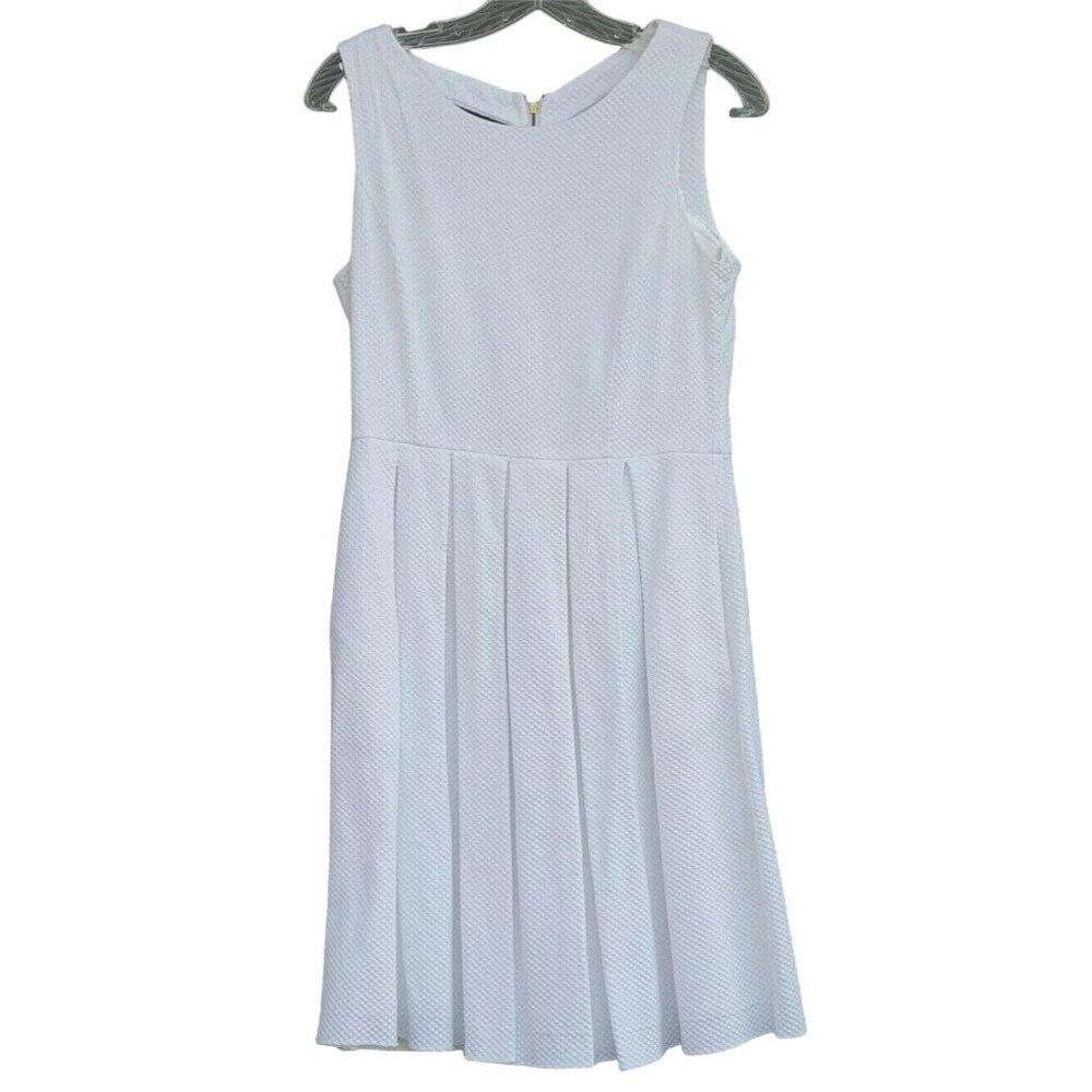 Just Taylor‎  Fit and Flare Dress 4 Sleeveless Textured Cut Out Back Knee Length